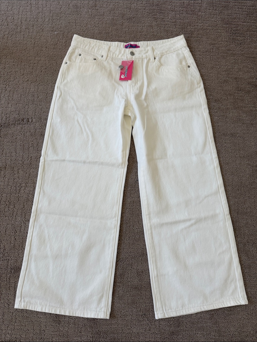 NWT Edikted White Low-rise Jeans